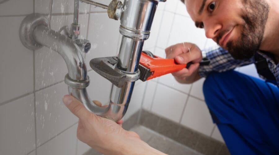 Local annual plumbing maintenance in Grant, FL